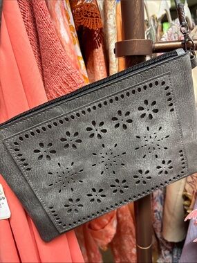 Grey  Laser-Cut Wristlet Clutch/crossbody